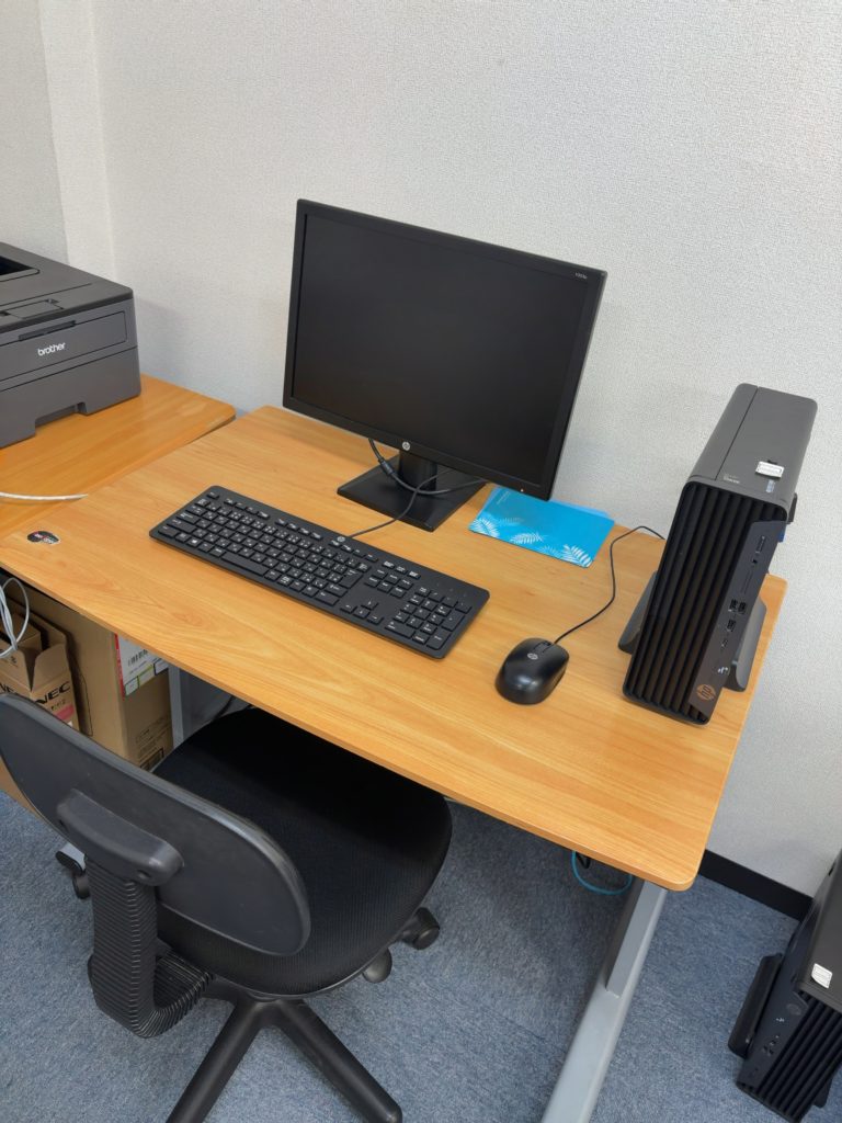受験席PC写真